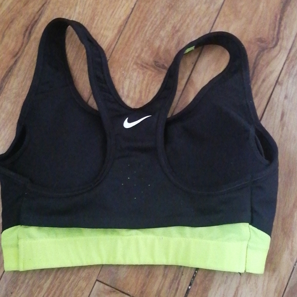 NIKE workout bra - Picture 3 of 4
